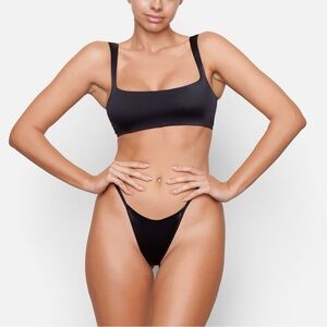 SKIMS - Stretch Satin Square Neck Bra